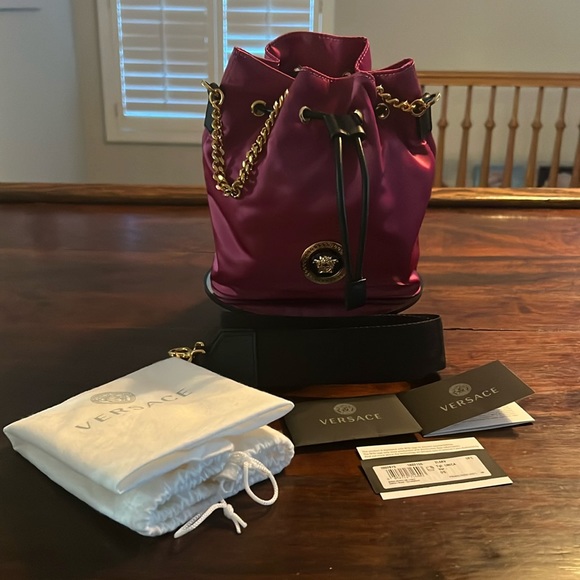 VERSACE Medusa Palazzo Nylon Bucket Bag Plum - Picture 8 of 15